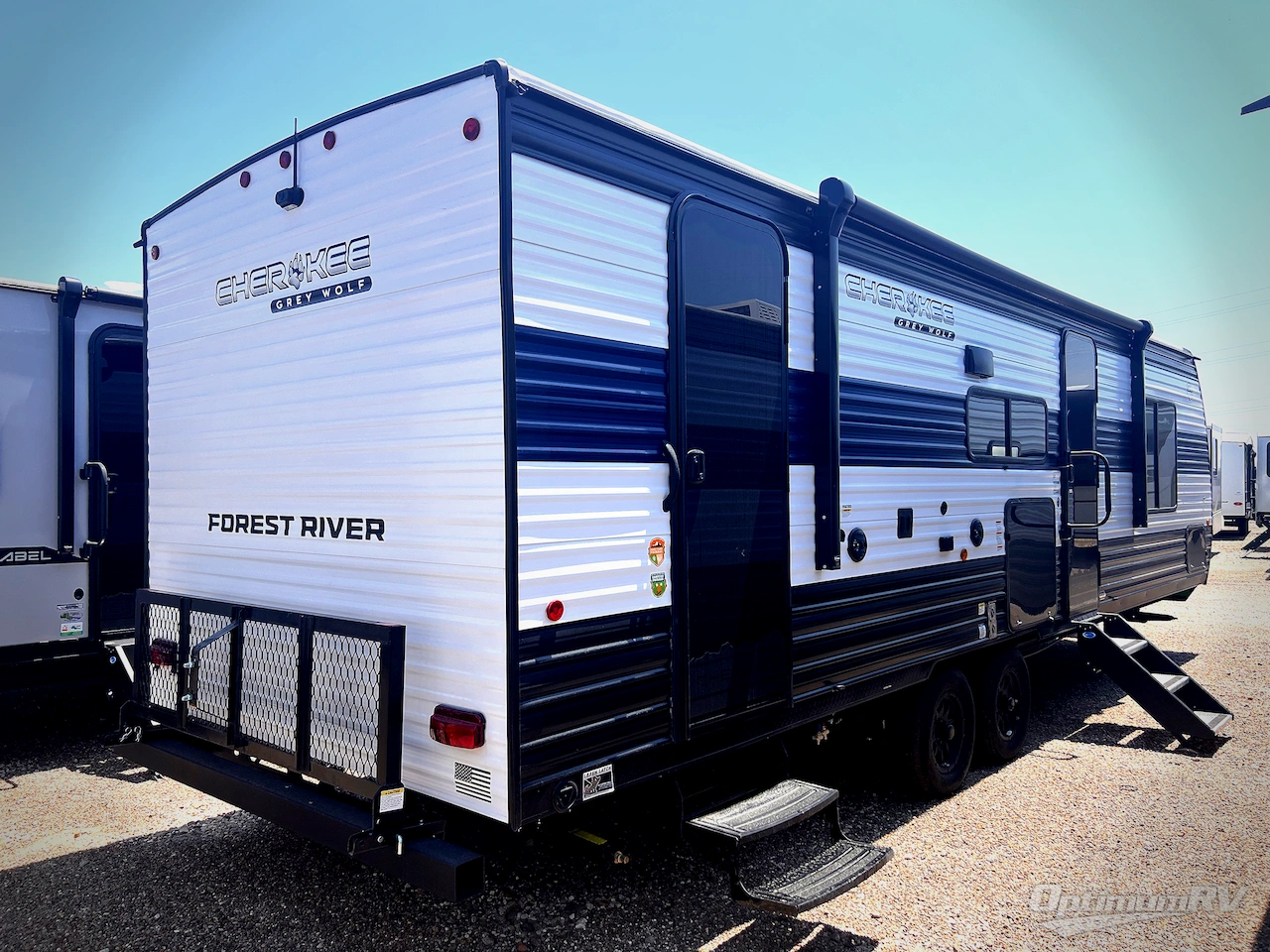 2025 Forest River Cherokee Grey Wolf 26KF Photo 2