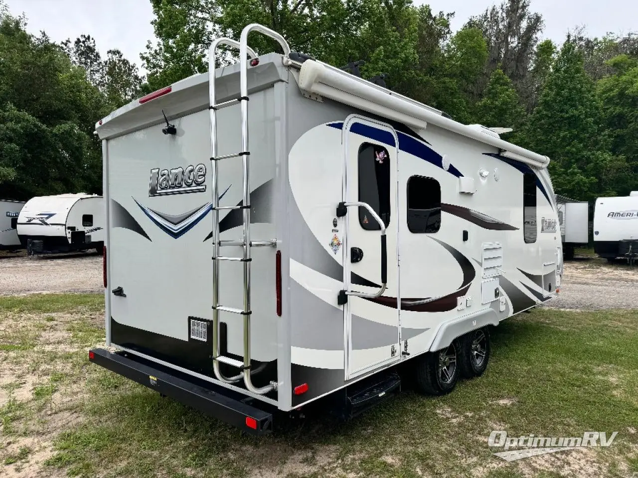 2019 Lance Lance Travel Trailers 1995 Photo 2