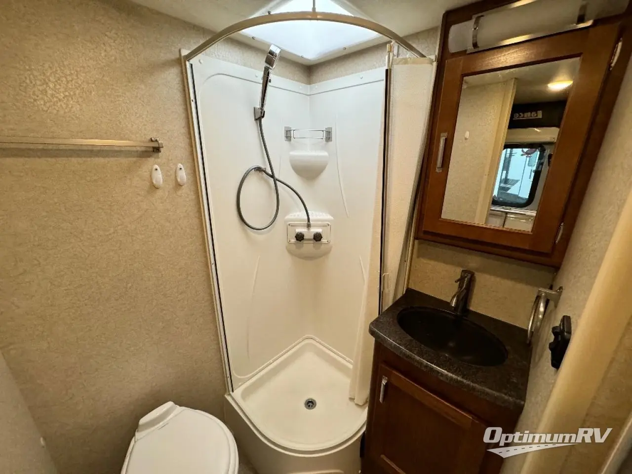 2019 Lance Lance Travel Trailers 1995 Photo 8