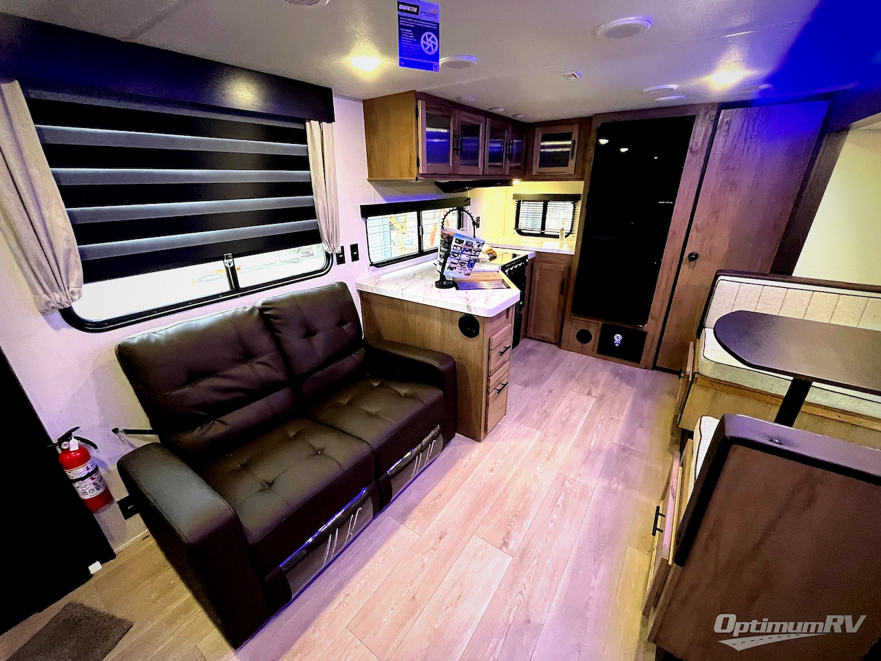 2025 Forest River Cherokee Grey Wolf 26SS Photo 5