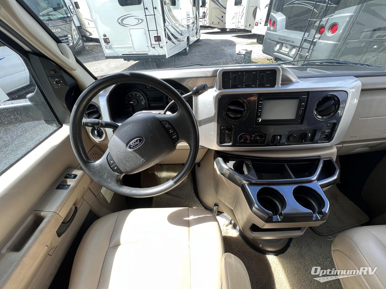 2014 Winnebago Aspect M-27K Photo 7