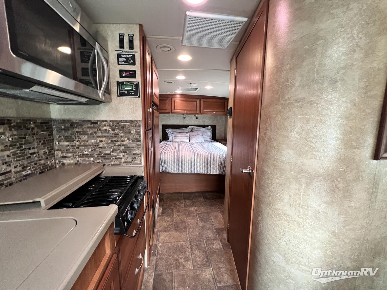 2014 Winnebago Aspect M-27K Photo 14