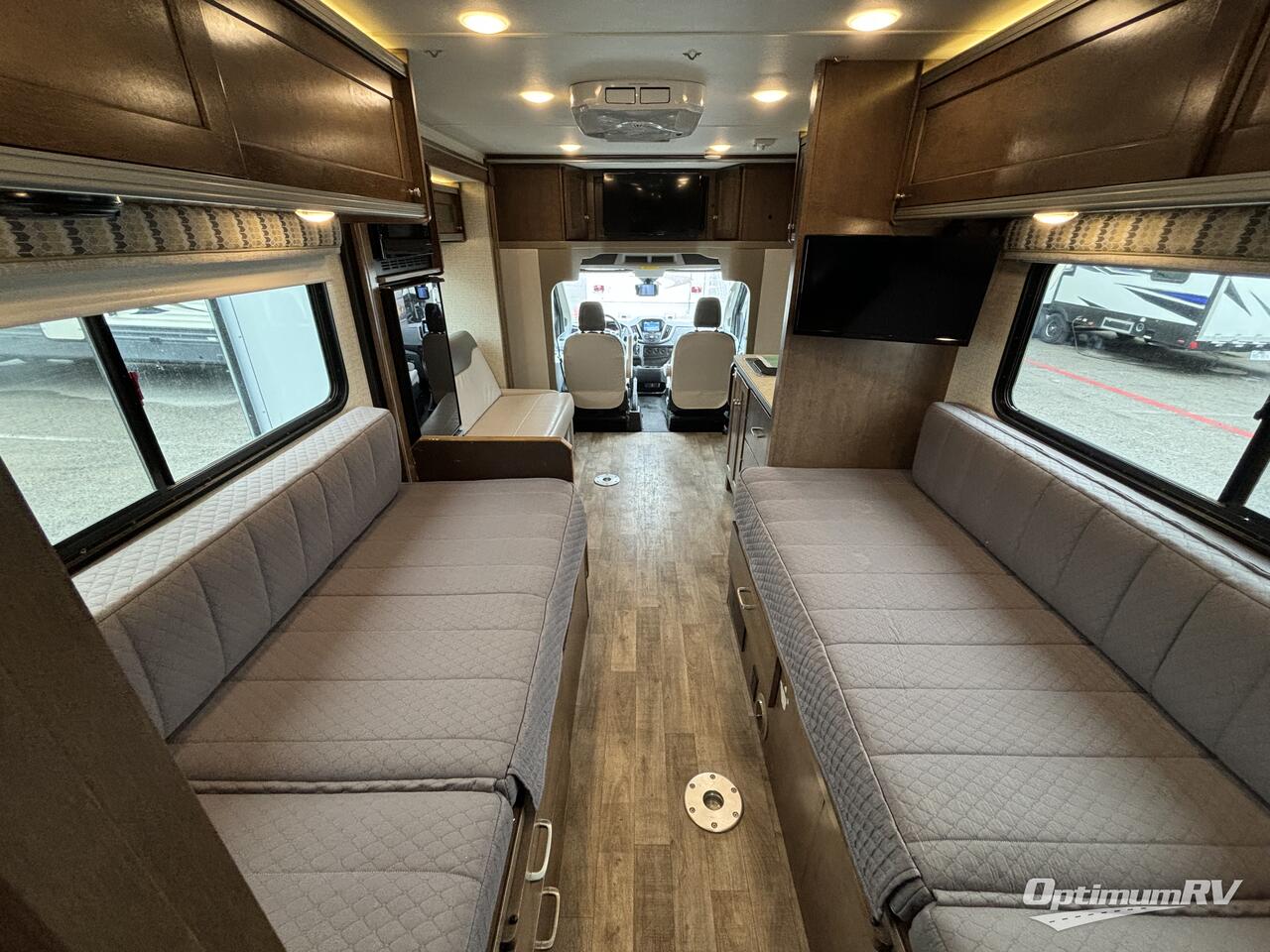 2018 Winnebago Fuse 23A Photo 9