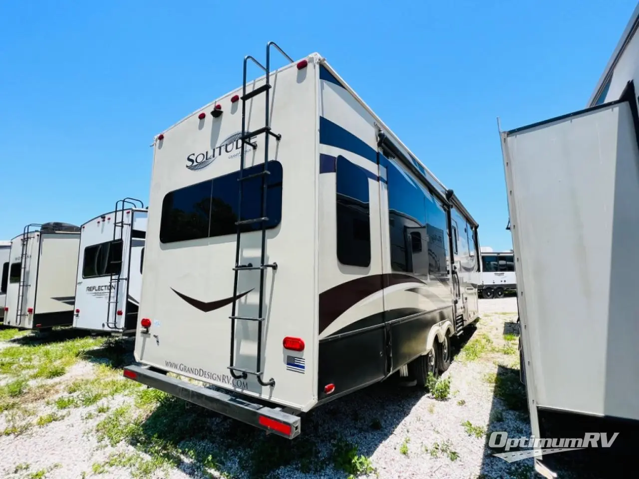 2017 Grand Design Solitude 321RL Photo 2