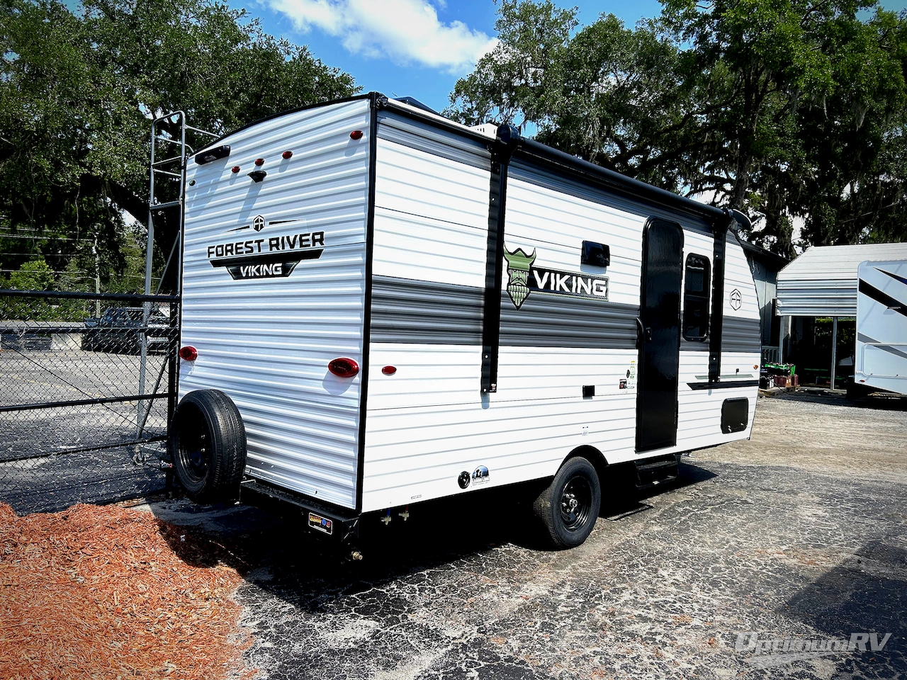 2025 Forest River Viking 3K Series 17SFQ Photo 2