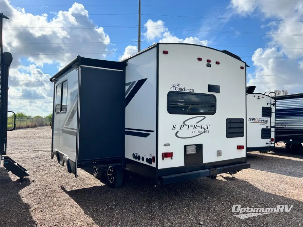 2020 Coachmen Spirit Ultra Lite 2255RK Photo 3