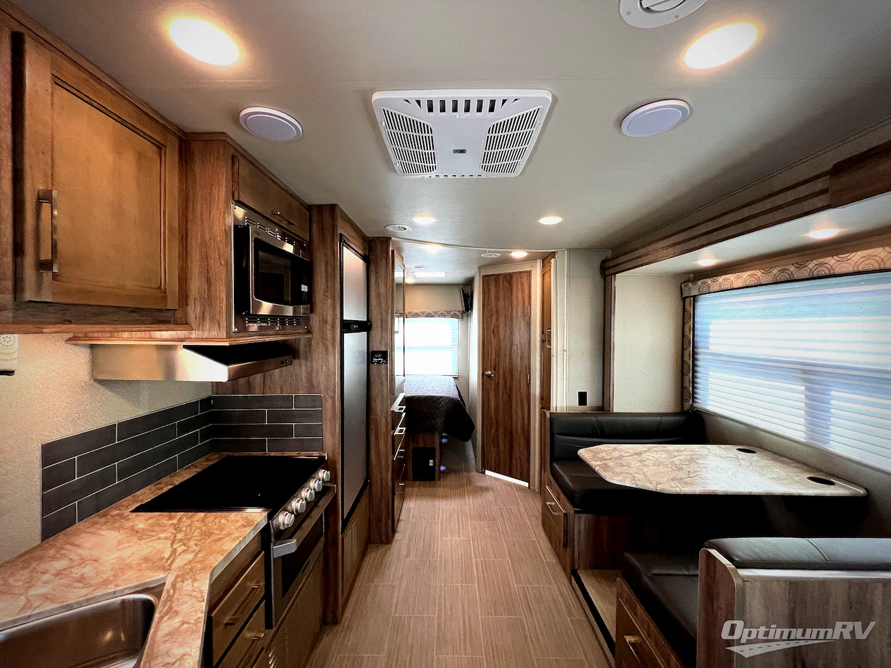 2020 Entegra Odyssey 26D Photo 4