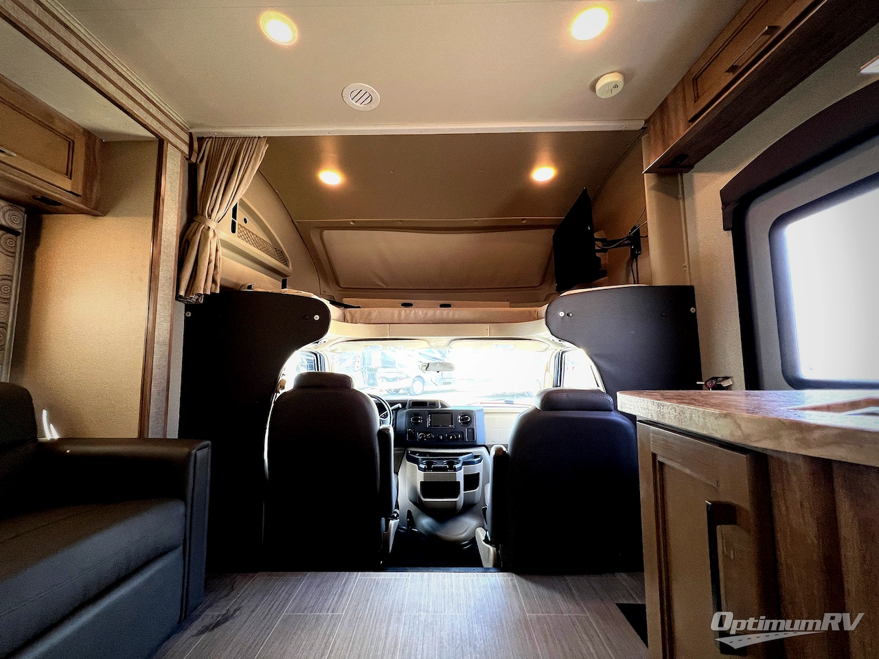 2020 Entegra Odyssey 26D Photo 6