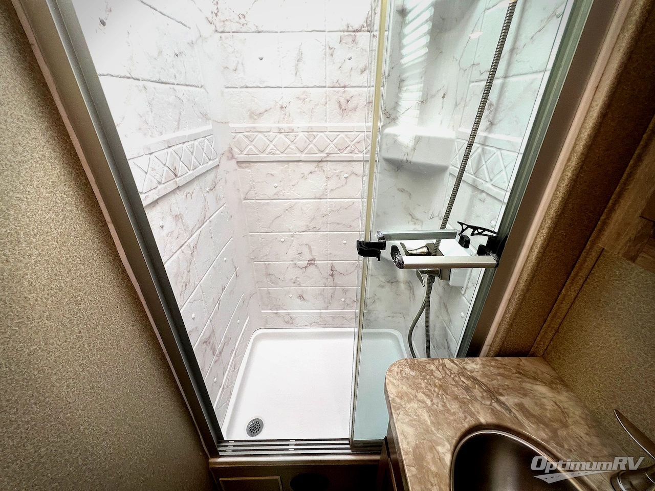 2020 Entegra Odyssey 26D Photo 26