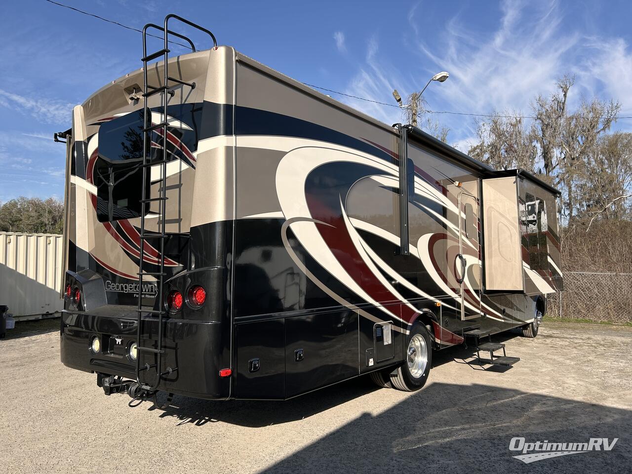 2017 Forest River Georgetown XL 378TS Photo 2