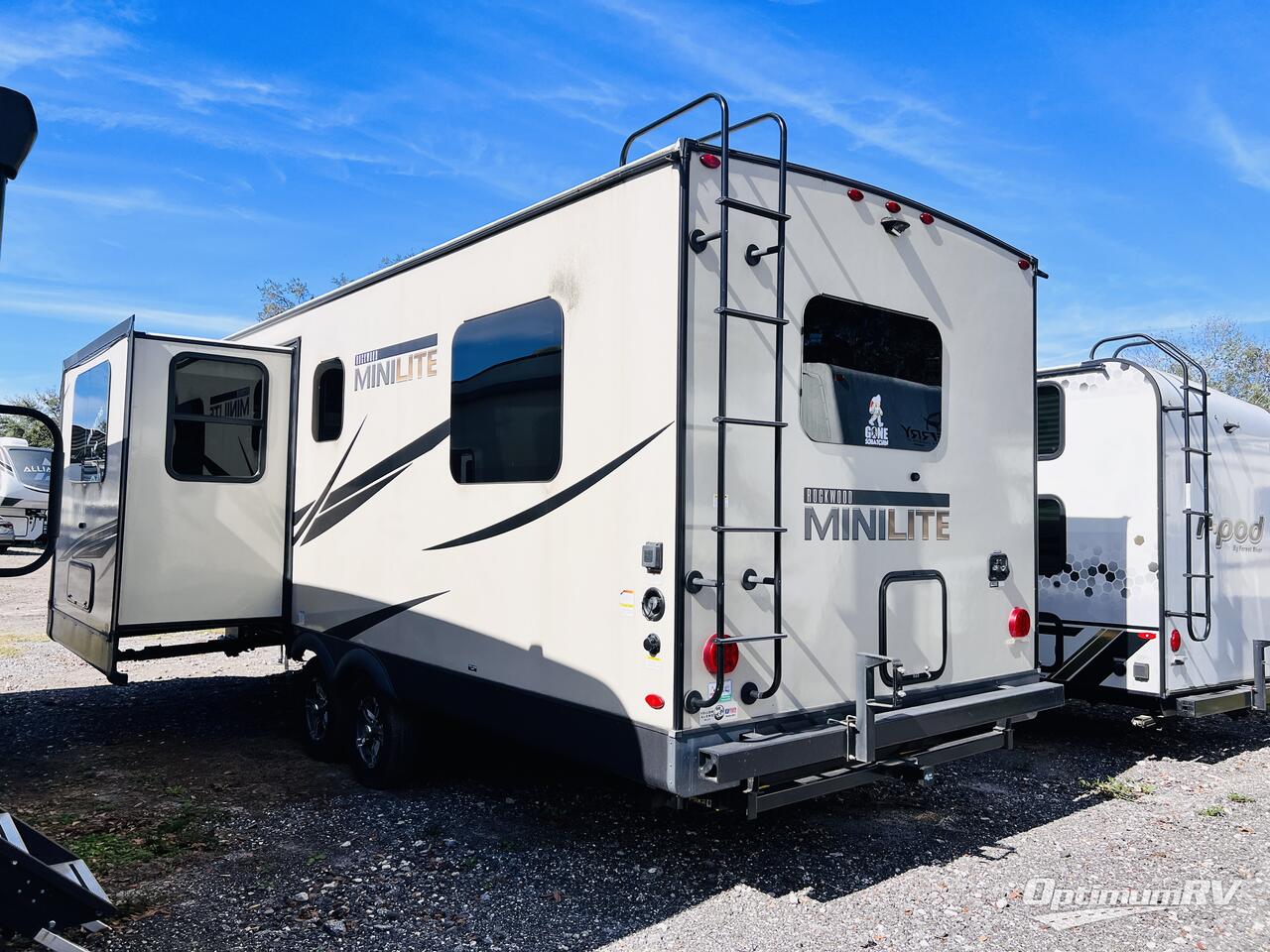 2022 Forest River Rockwood Mini Lite 2509S Photo 2