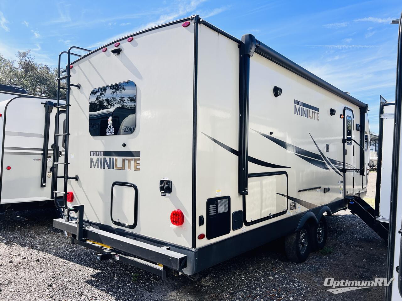 2022 Forest River Rockwood Mini Lite 2509S Photo 3