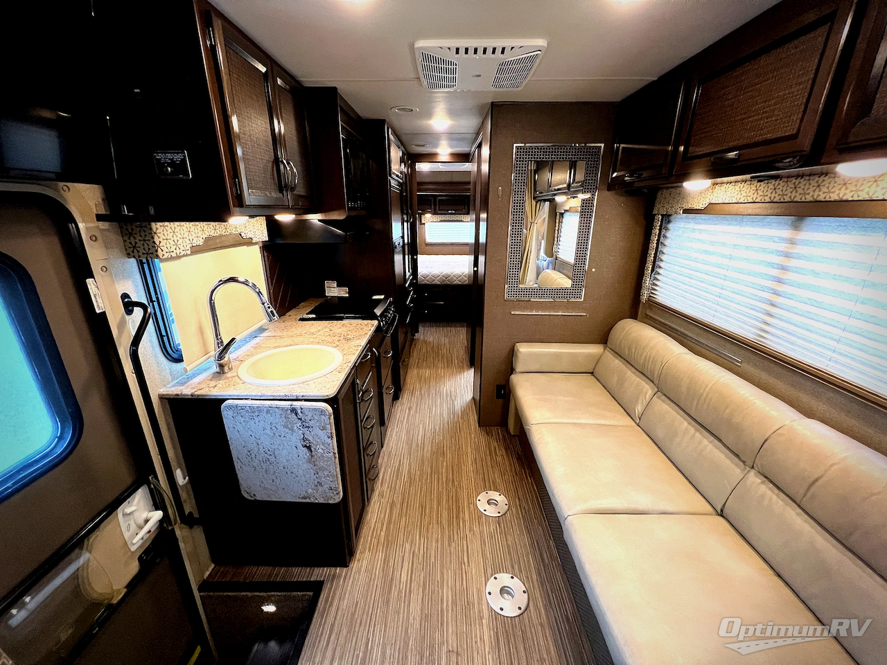 2017 Thor Axis 25.2 Photo 4