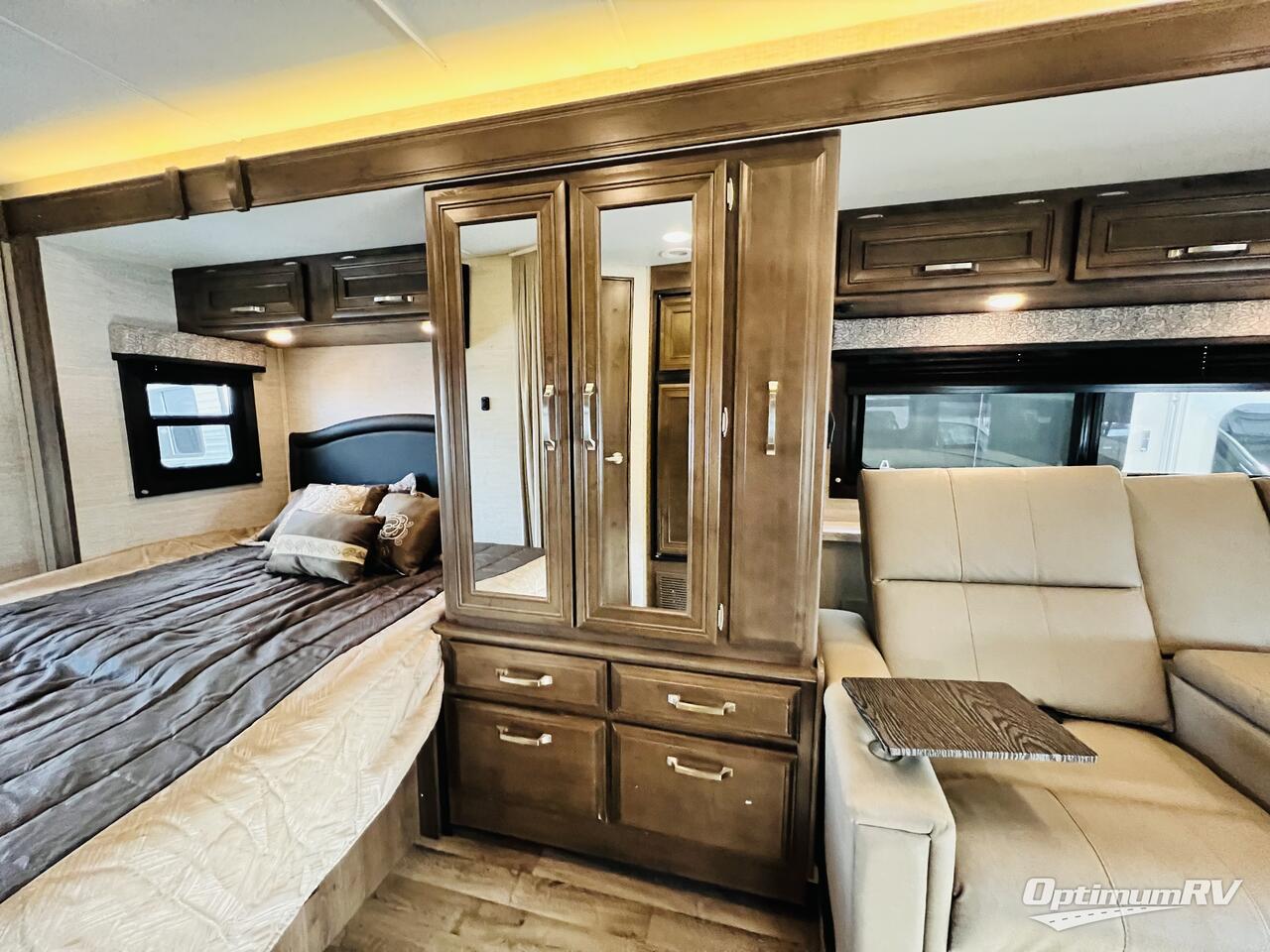 2021 Jayco Melbourne 24L Photo 15