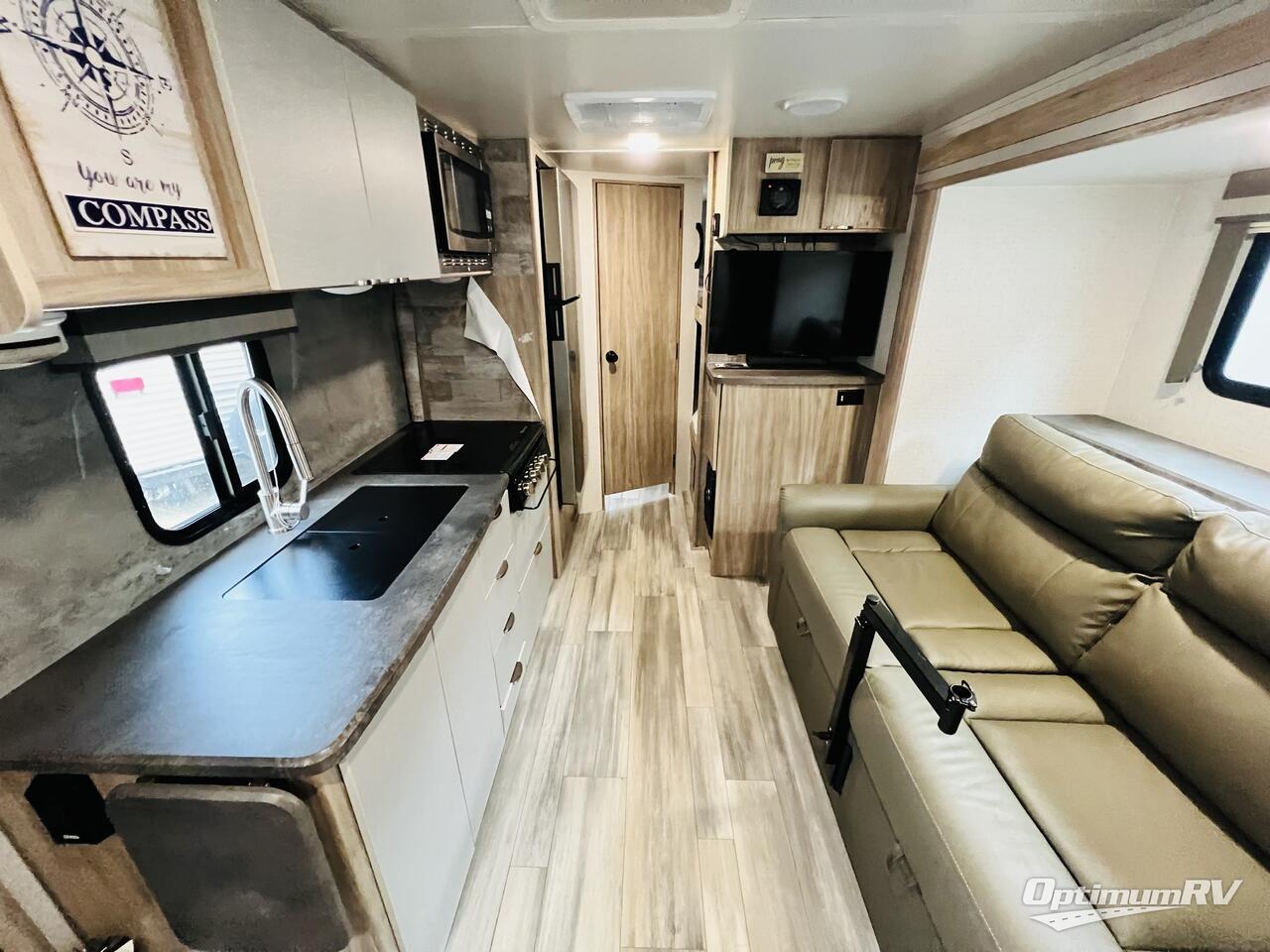 2022 Winnebago Towables Micro Minnie 2306BHS Photo 4