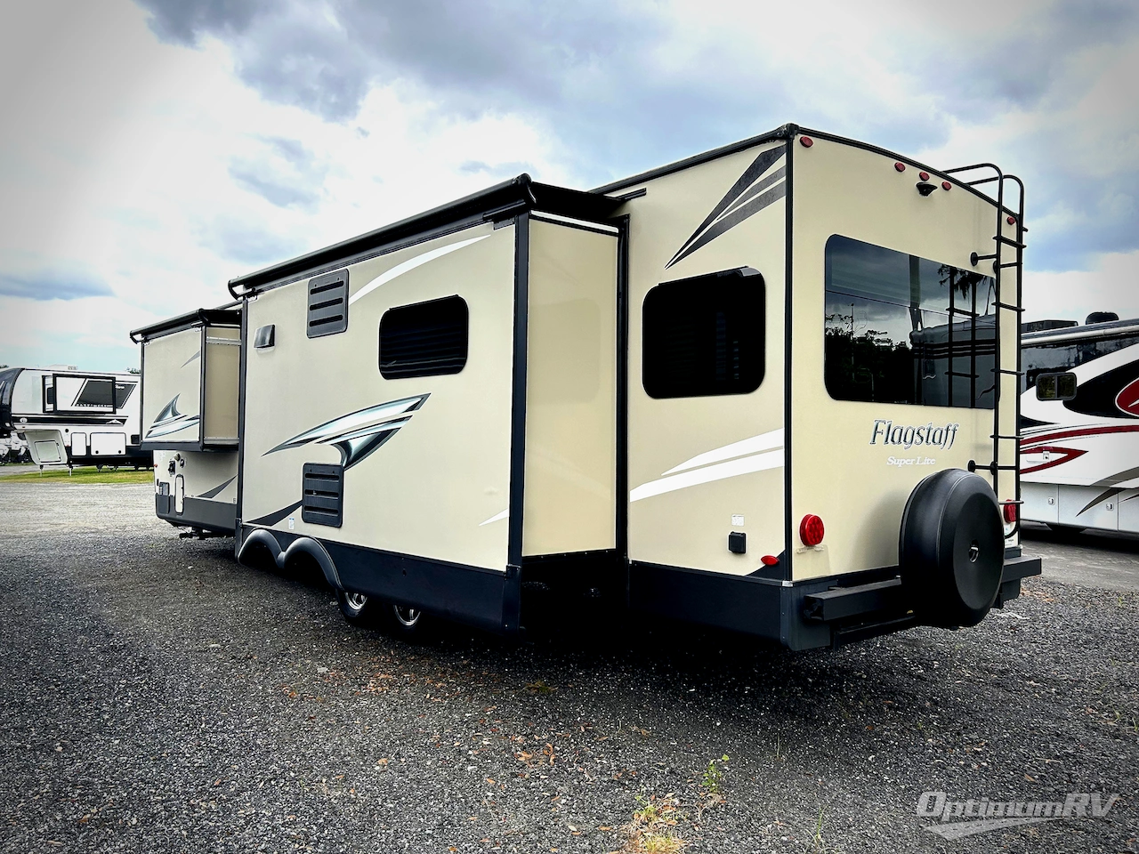 2021 Forest River Flagstaff Super Lite 29RSWS Photo 3