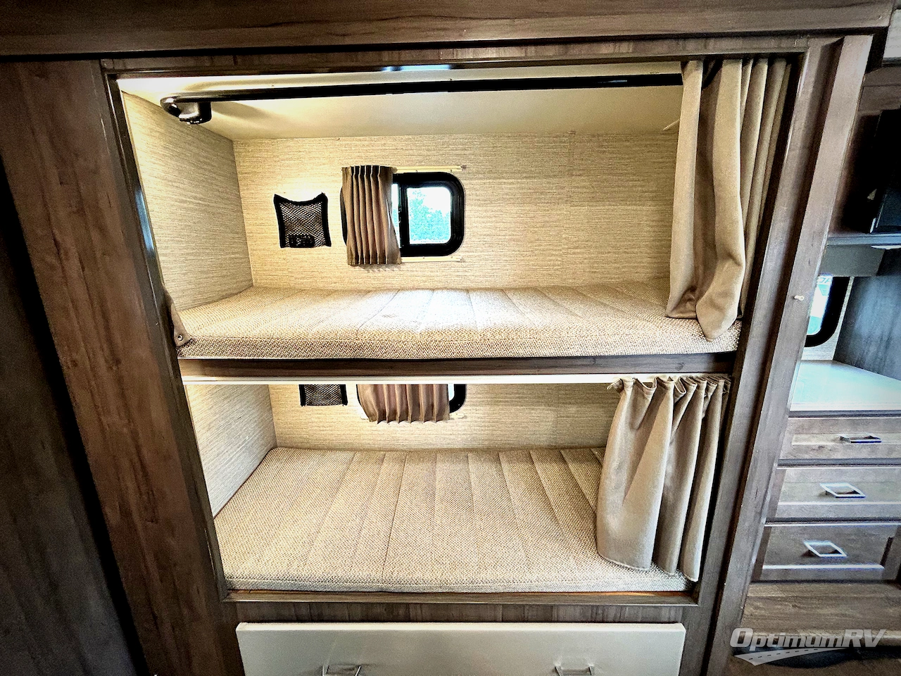2022 Winnebago Minnie Winnie 31H Photo 23