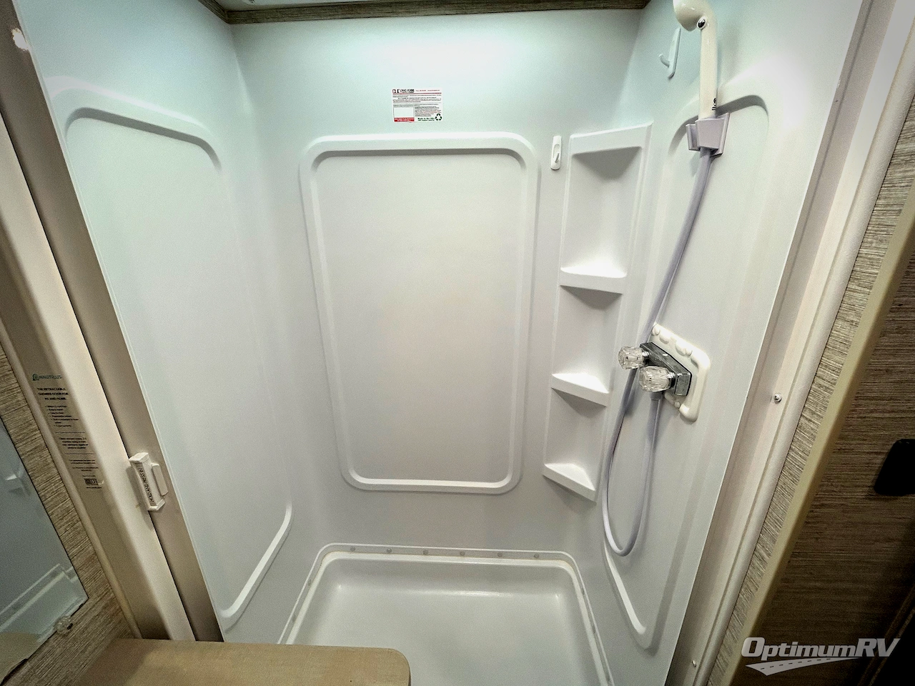 2022 Winnebago Minnie Winnie 31H Photo 25
