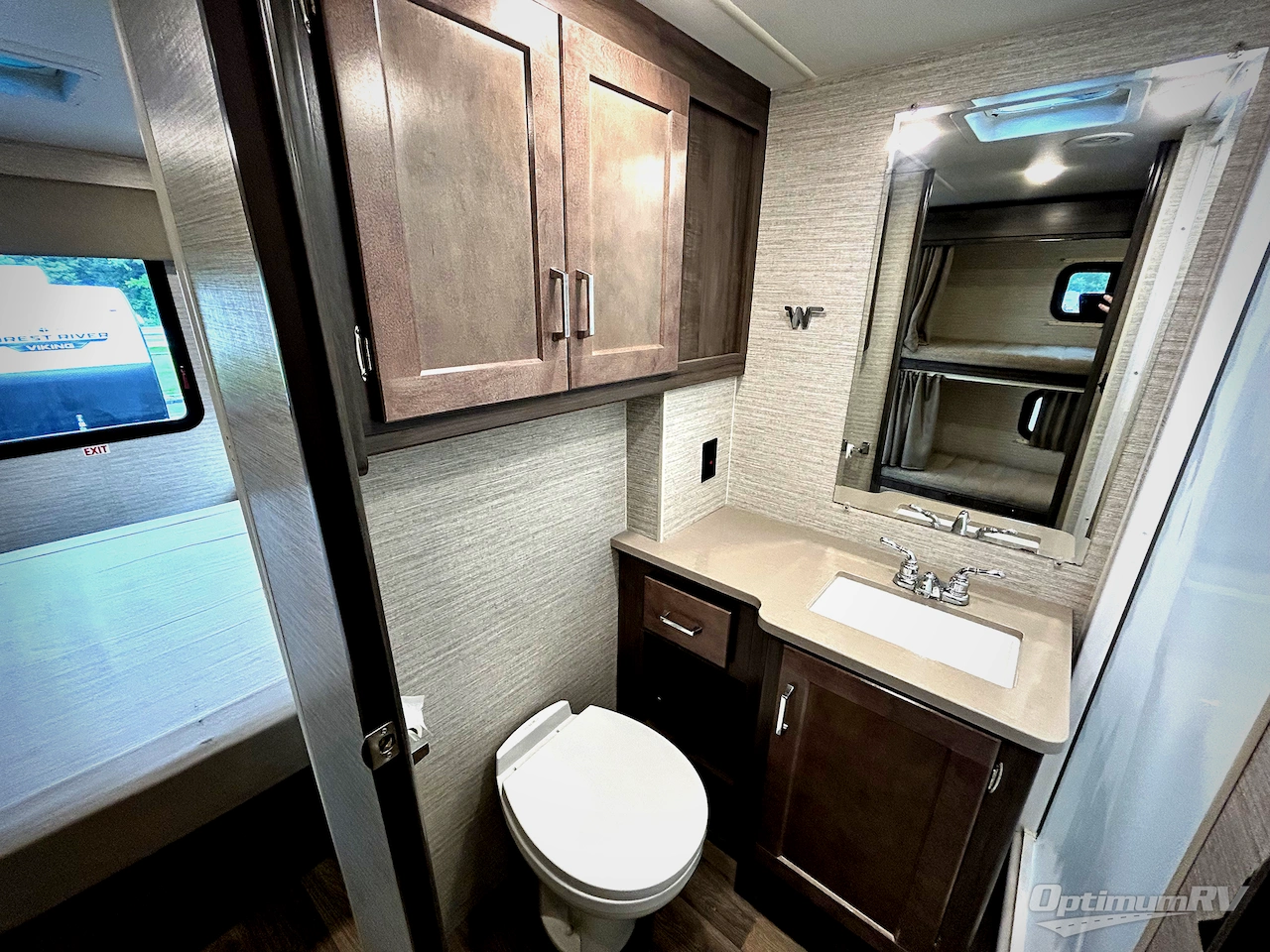 2022 Winnebago Minnie Winnie 31H Photo 27