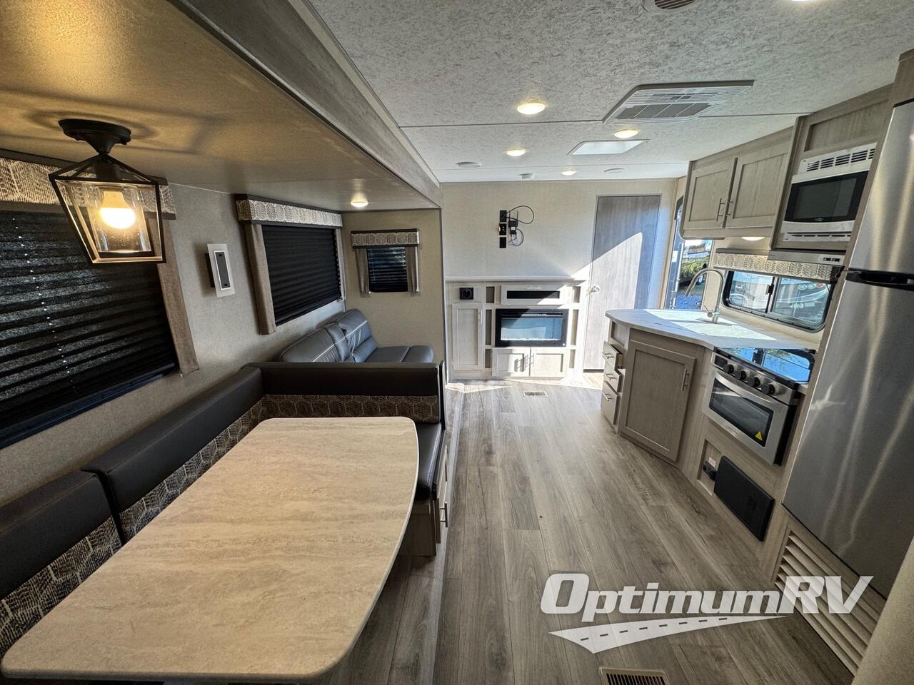 2023 Coachmen Catalina Legacy 293QBCK Photo 12