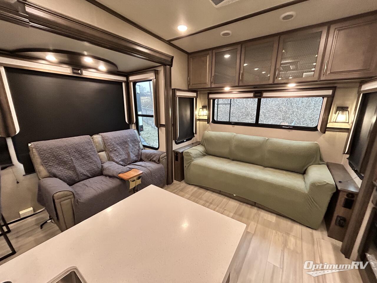 2022 Grand Design Solitude 310GK Photo 6