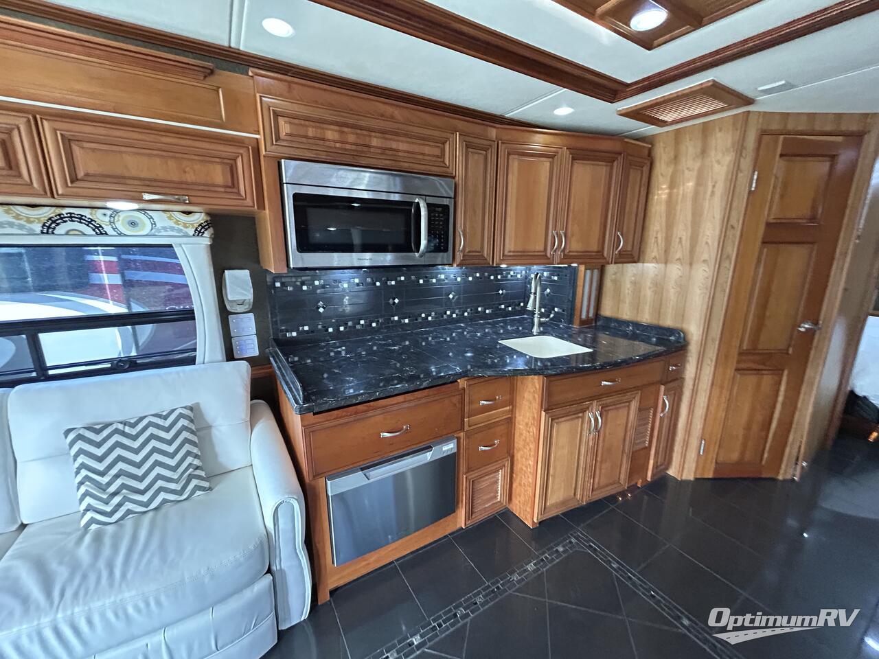 2013 Newmar Mountain Aire 4344 Photo 12