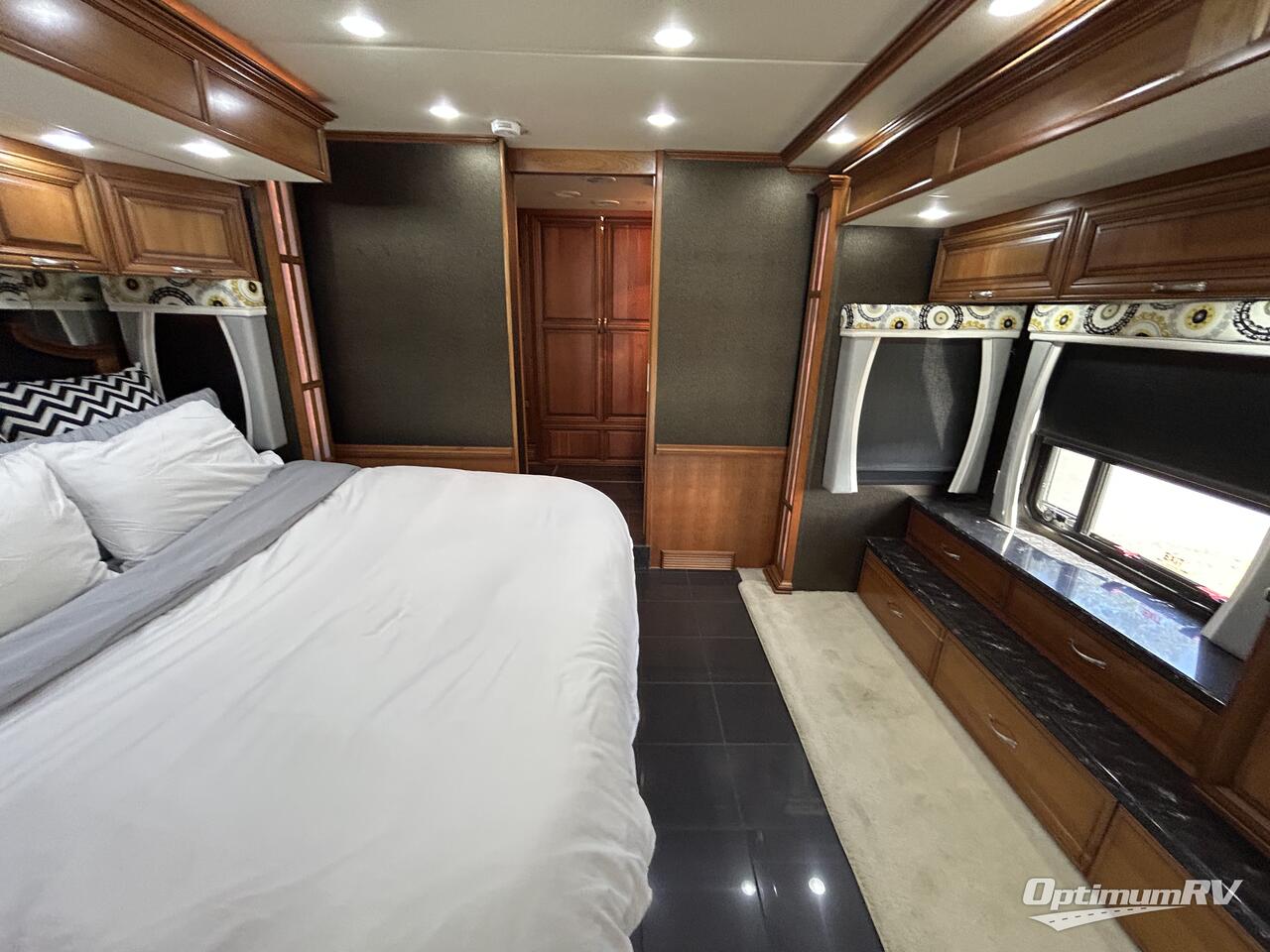 2013 Newmar Mountain Aire 4344 Photo 16