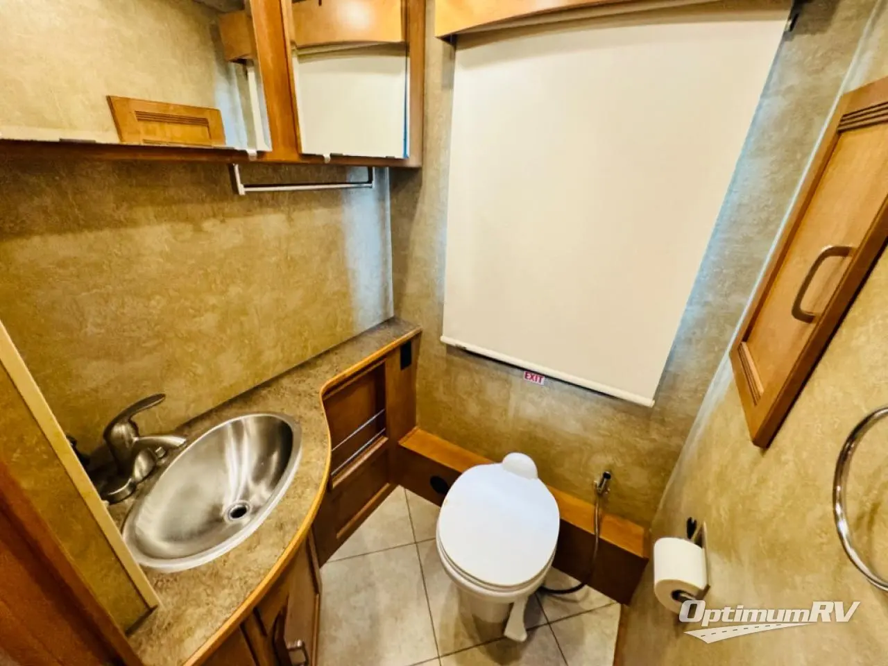 2016 Winnebago Forza 38R Photo 13