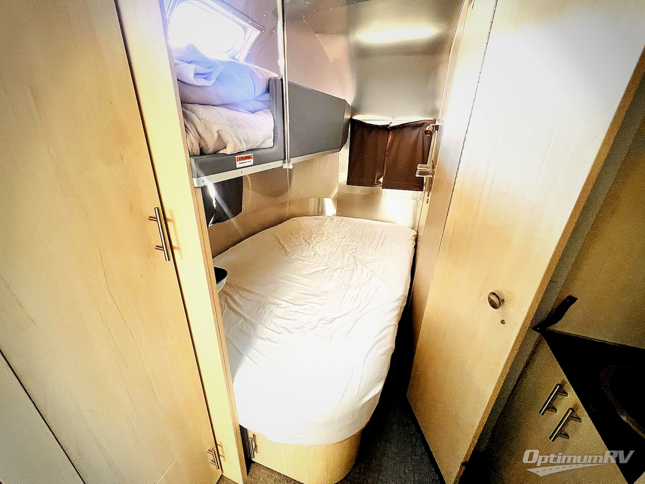 2021 Airstream Flying Cloud 23CB Photo 13