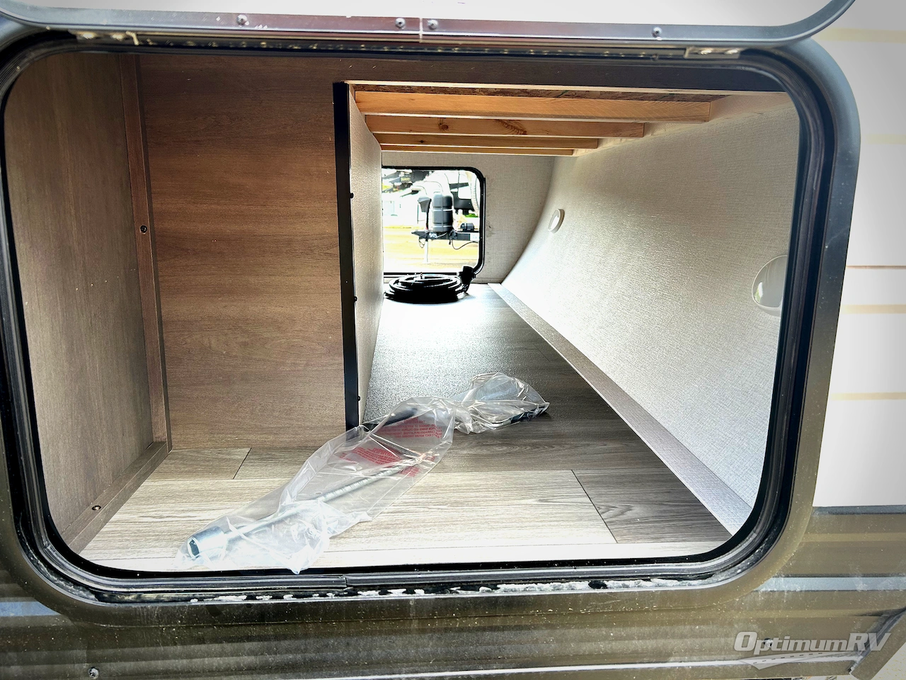 2025 Grand Design Transcend One 151RB Photo 11