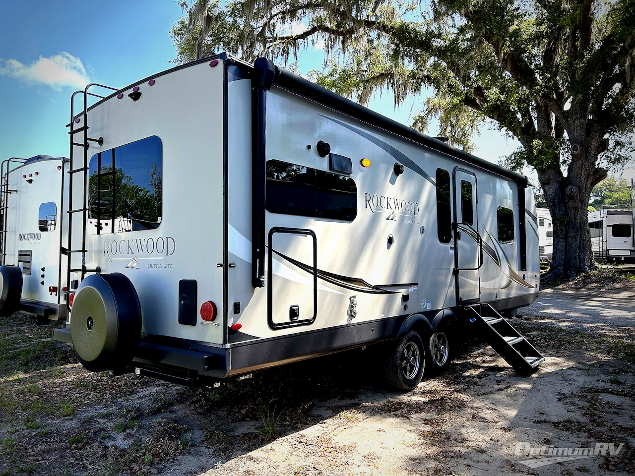 2021 Forest River Rockwood Ultra Lite 2613BS Photo 2