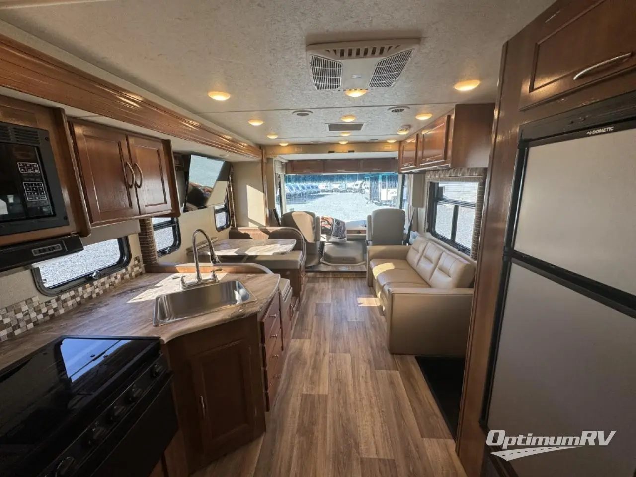 2019 Coachmen Pursuit 27DS Photo 10