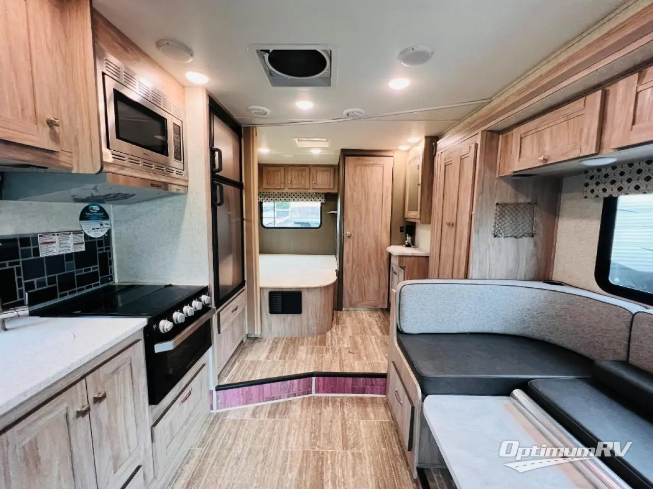 2019 Forest River Forester 2291S Chevy Photo 4