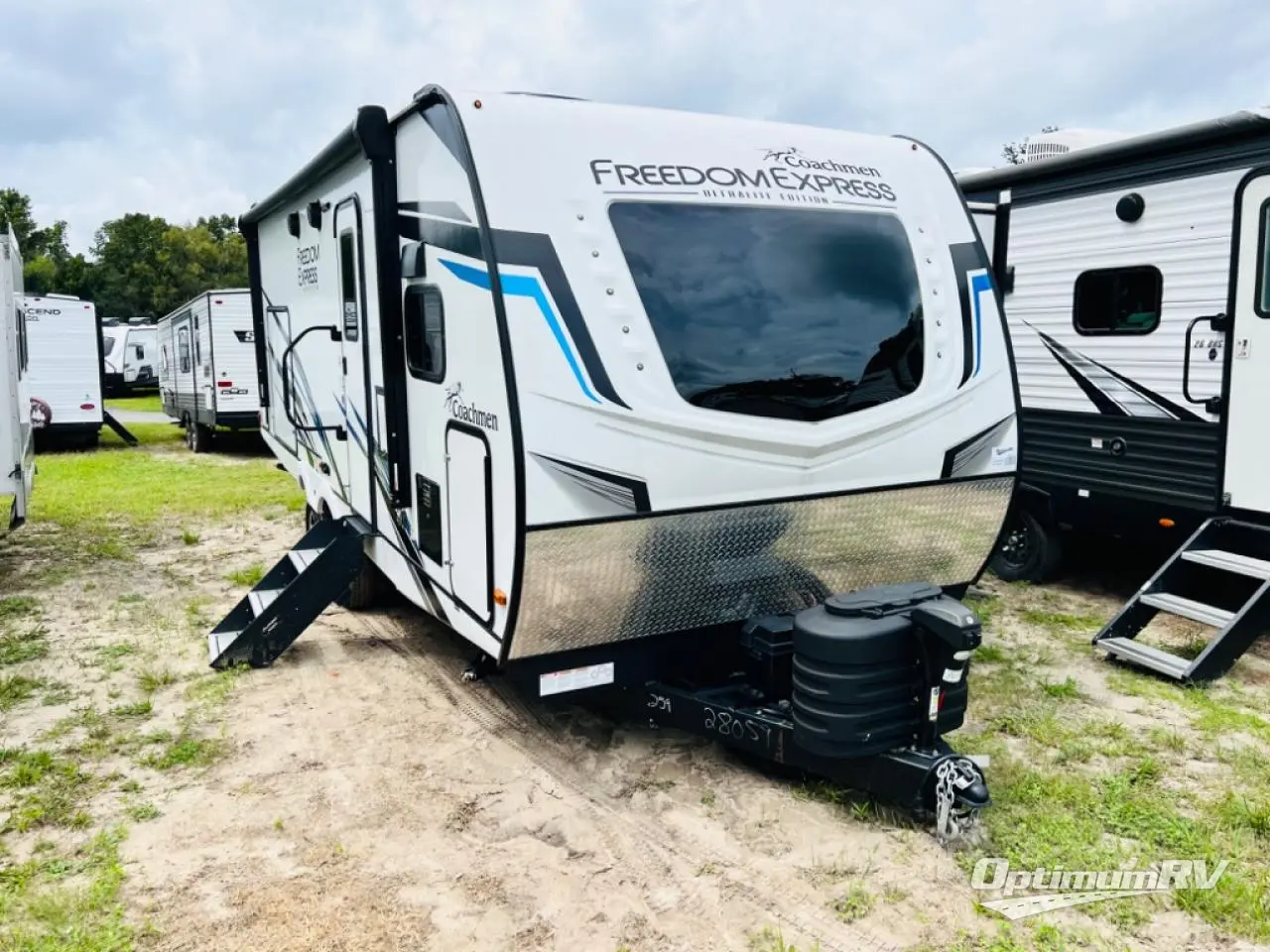 2024 Coachmen Freedom Express Ultra Lite 259FKDS Photo 1