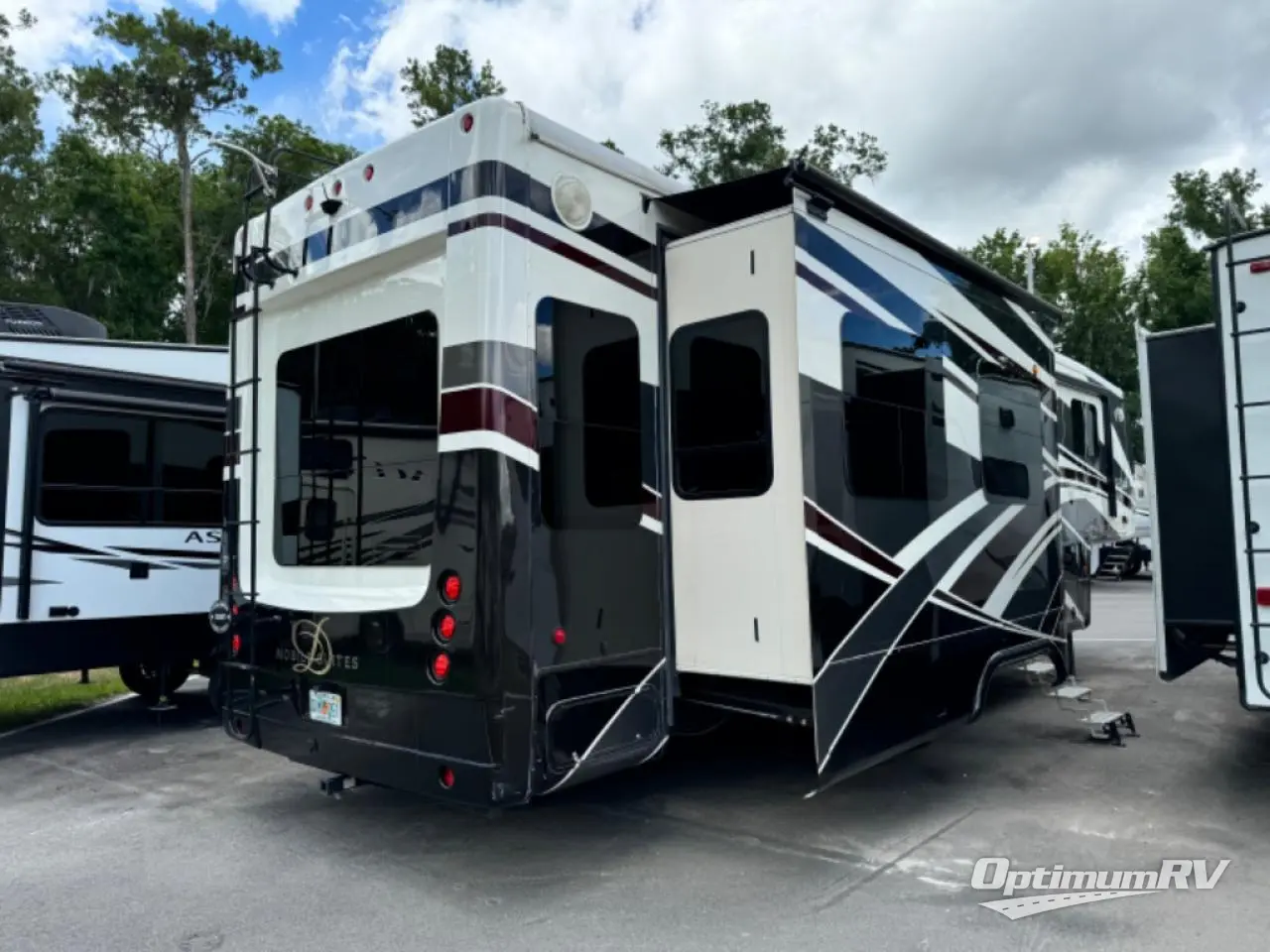 2016 DRV Luxury Suites Mobile Suites 36RSSB3 Photo 2