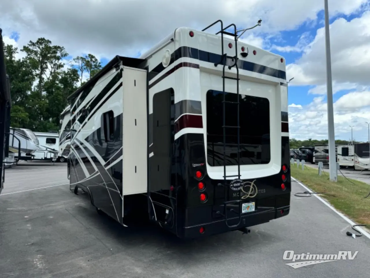 2016 DRV Luxury Suites Mobile Suites 36RSSB3 Photo 3