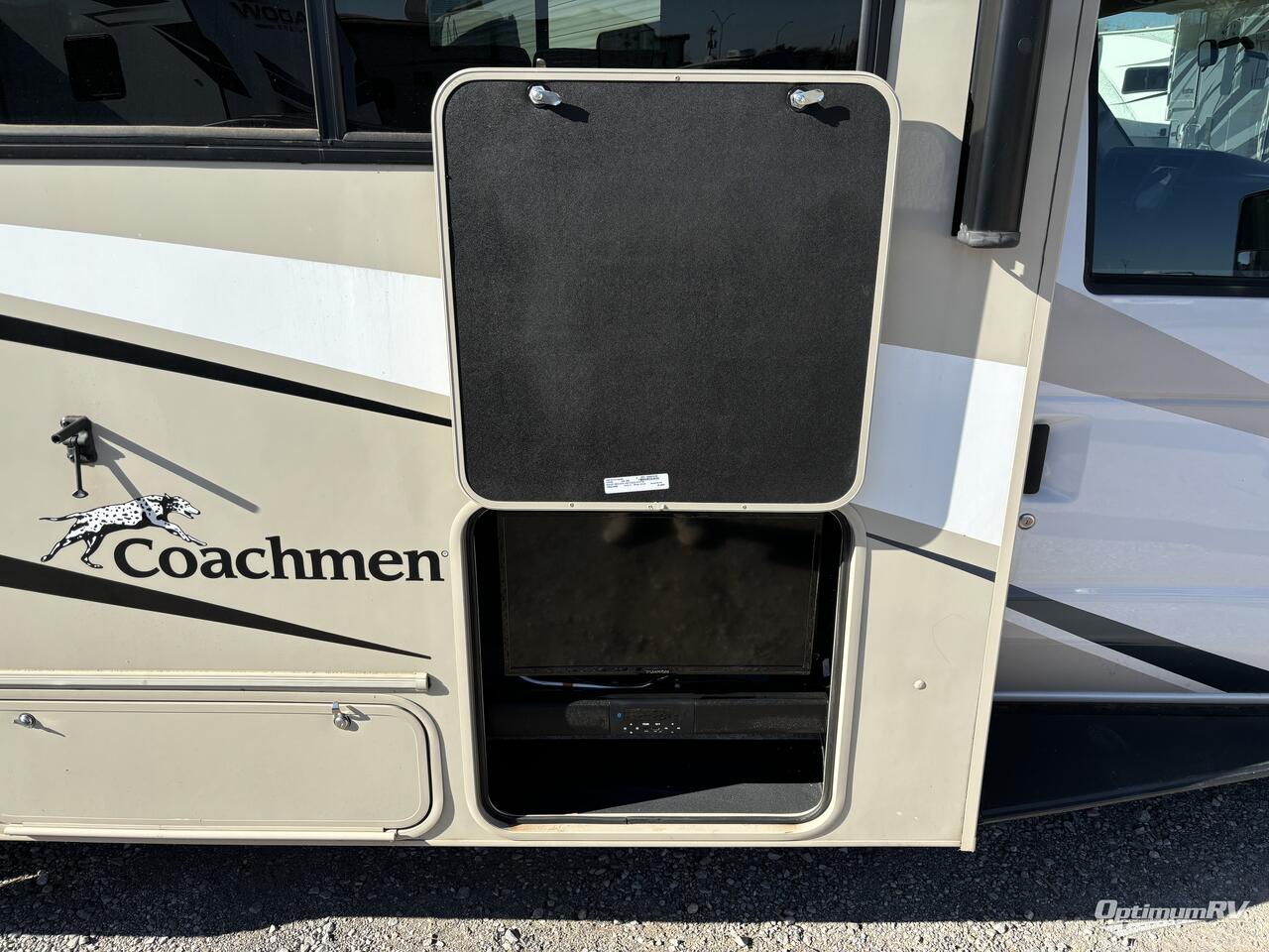 2022 Coachmen Leprechaun Premier 260DS Ford 450 Photo 13