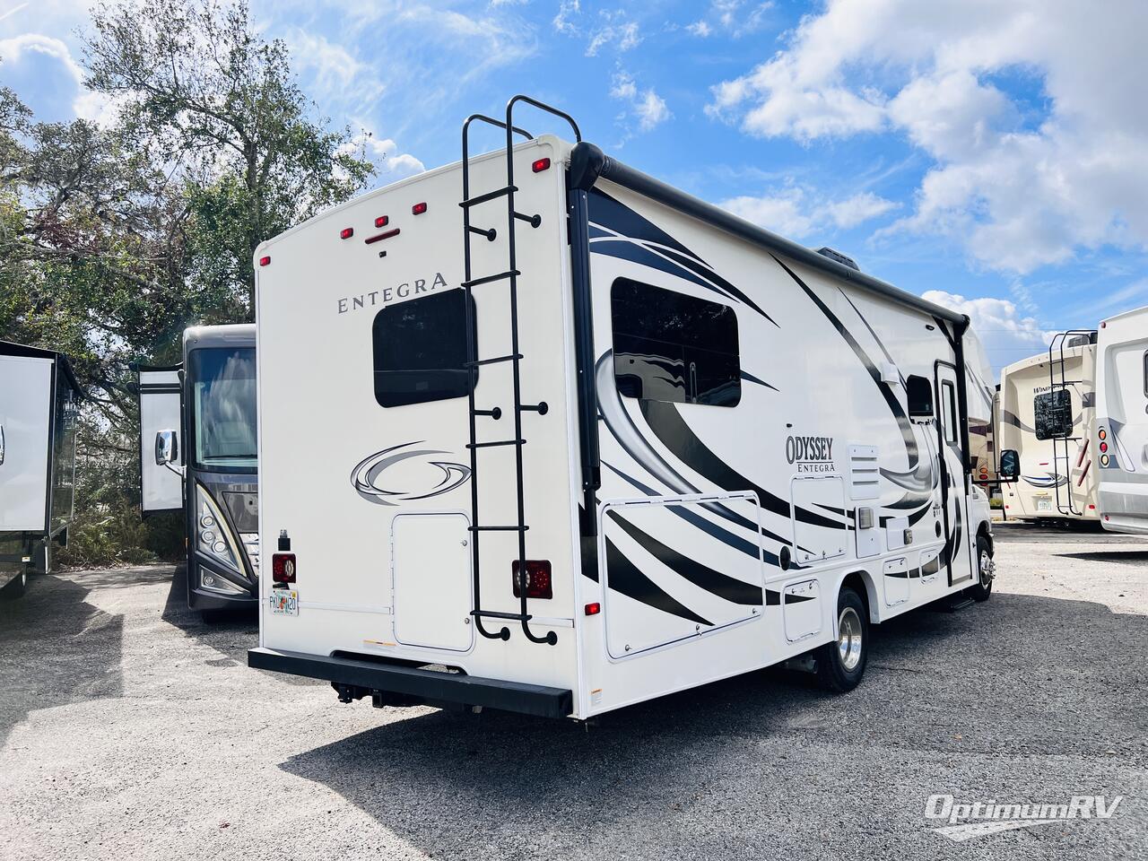 2021 Entegra Odyssey 25R Photo 2