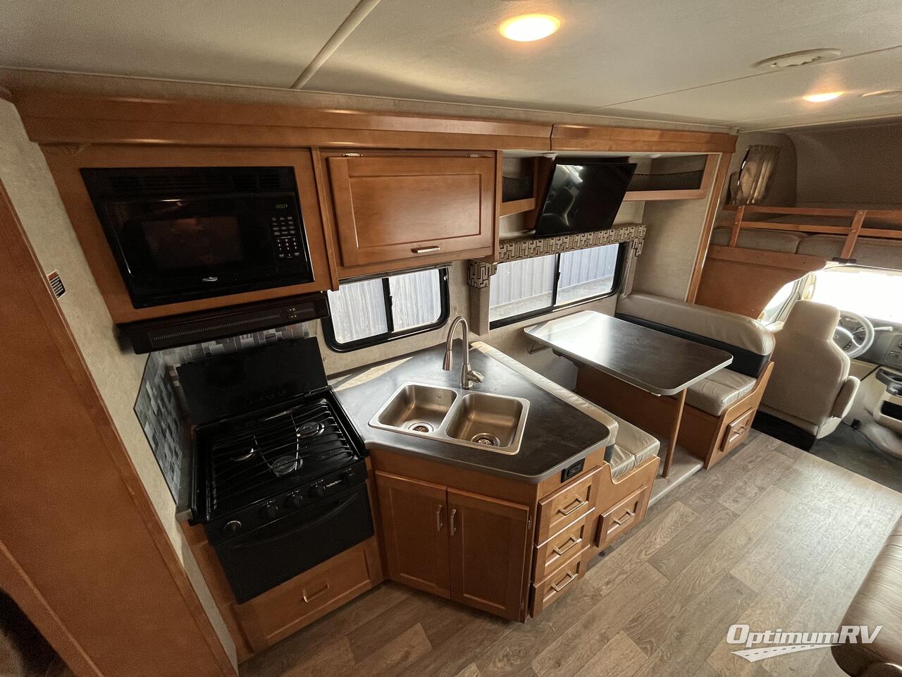 2019 Winnebago Minnie Winnie 31G Photo 7