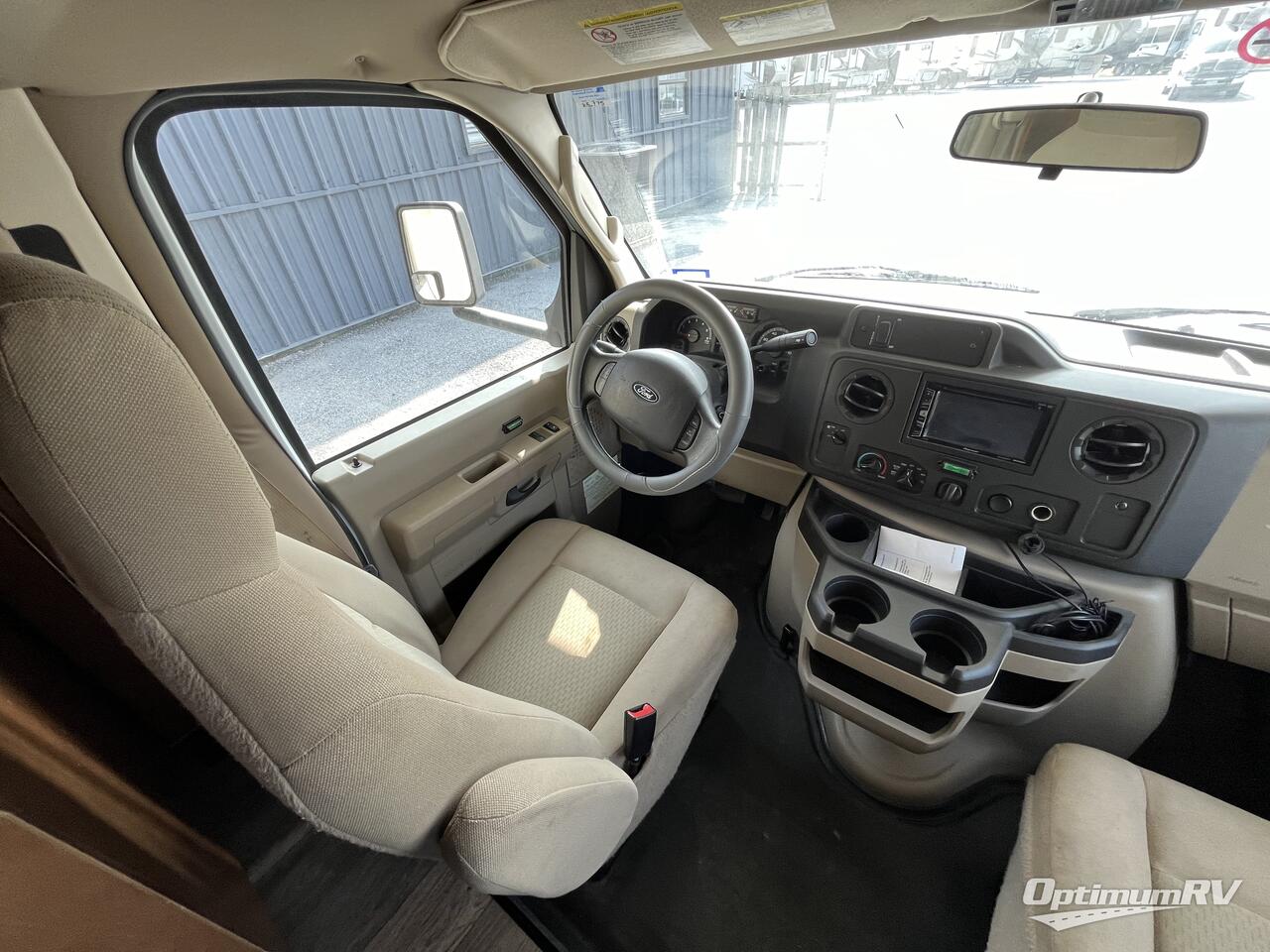 2019 Winnebago Minnie Winnie 31G Photo 10