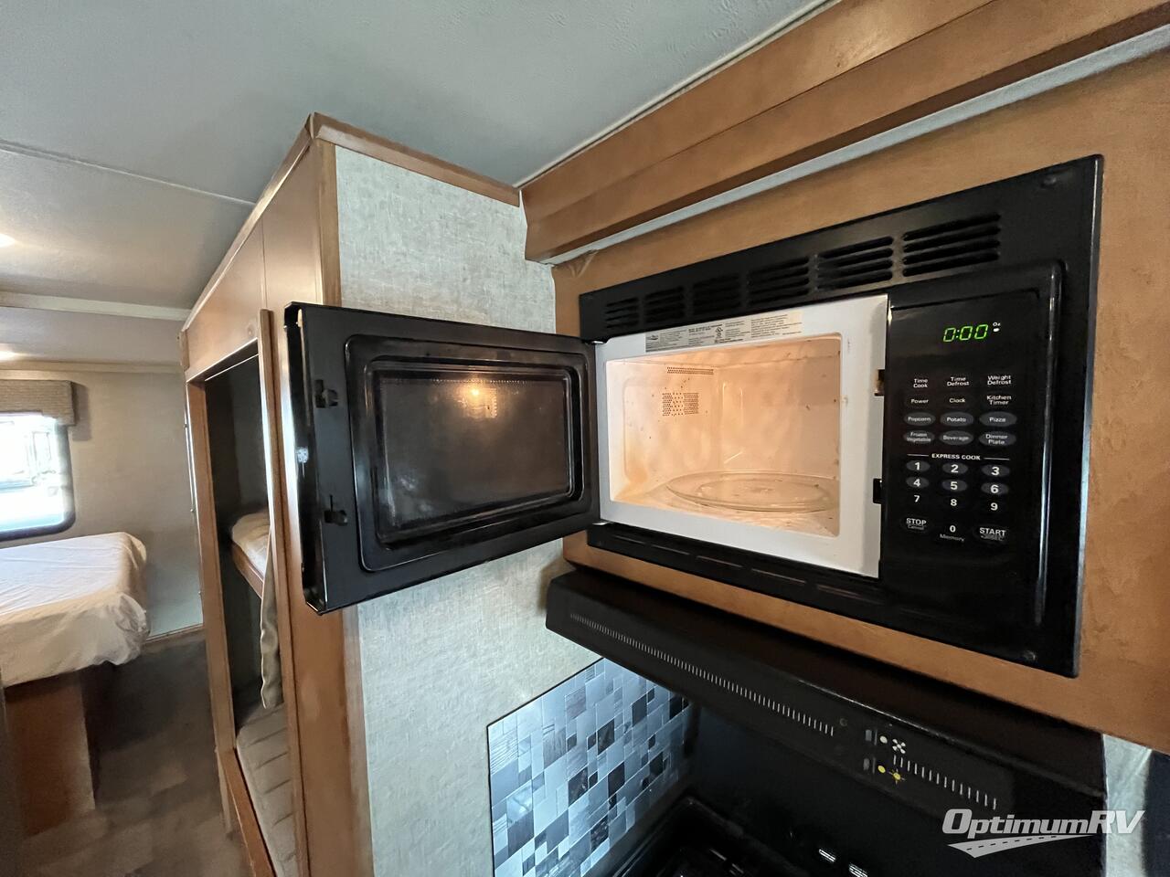 2019 Winnebago Minnie Winnie 31G Photo 16