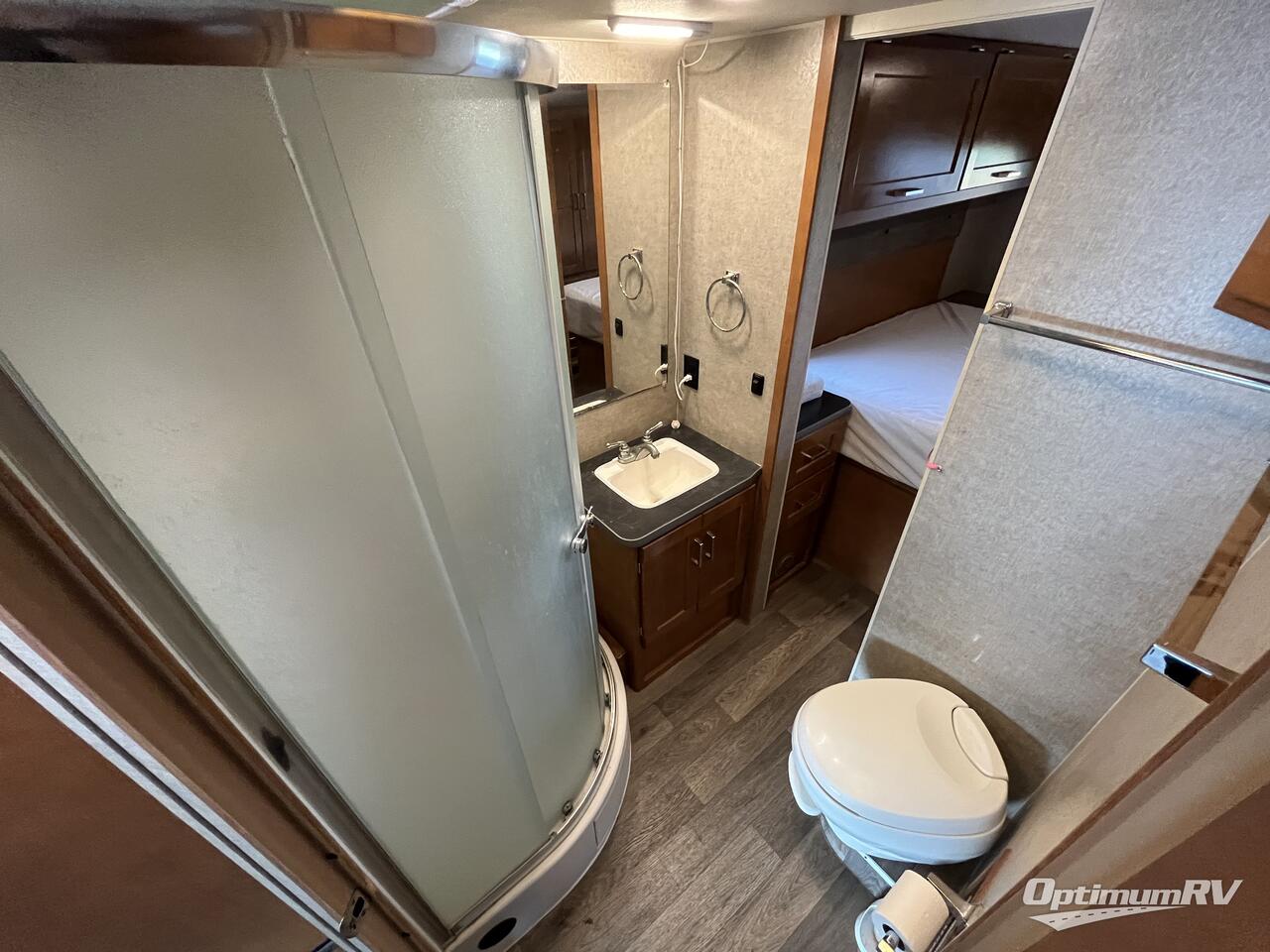 2019 Winnebago Minnie Winnie 31G Photo 22