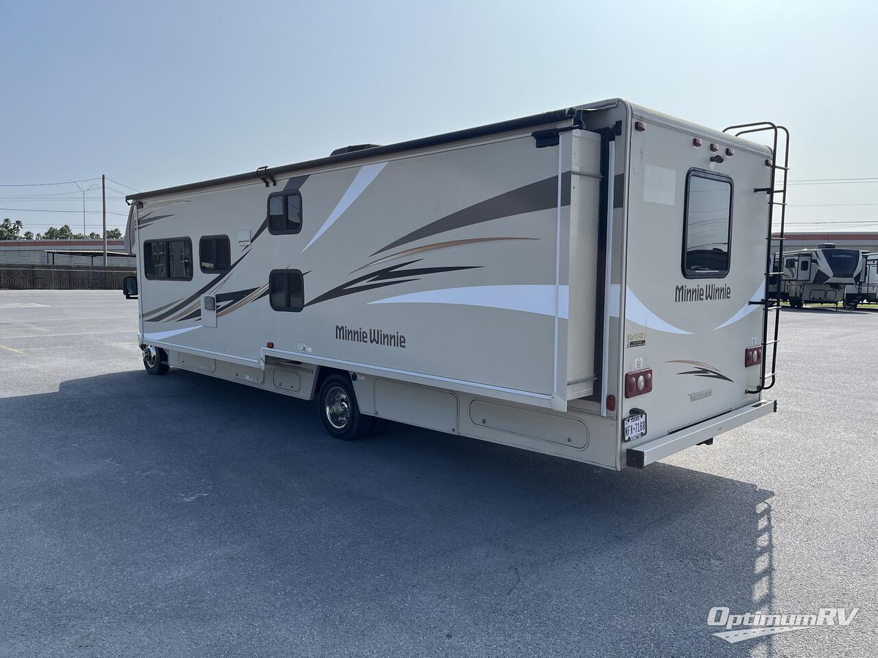 2019 Winnebago Minnie Winnie 31G Photo 4