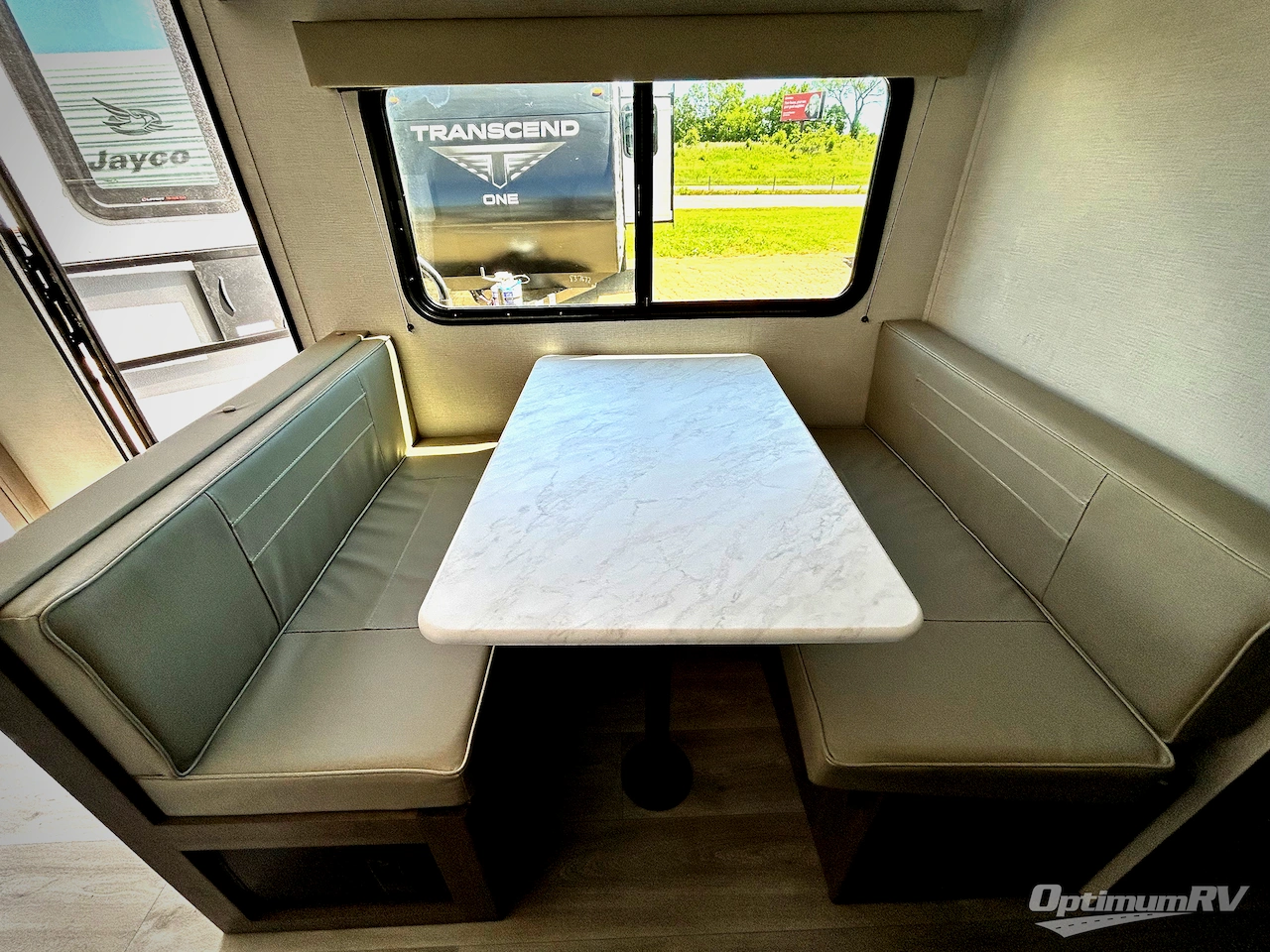 2025 Grand Design Transcend One 151RB Photo 10