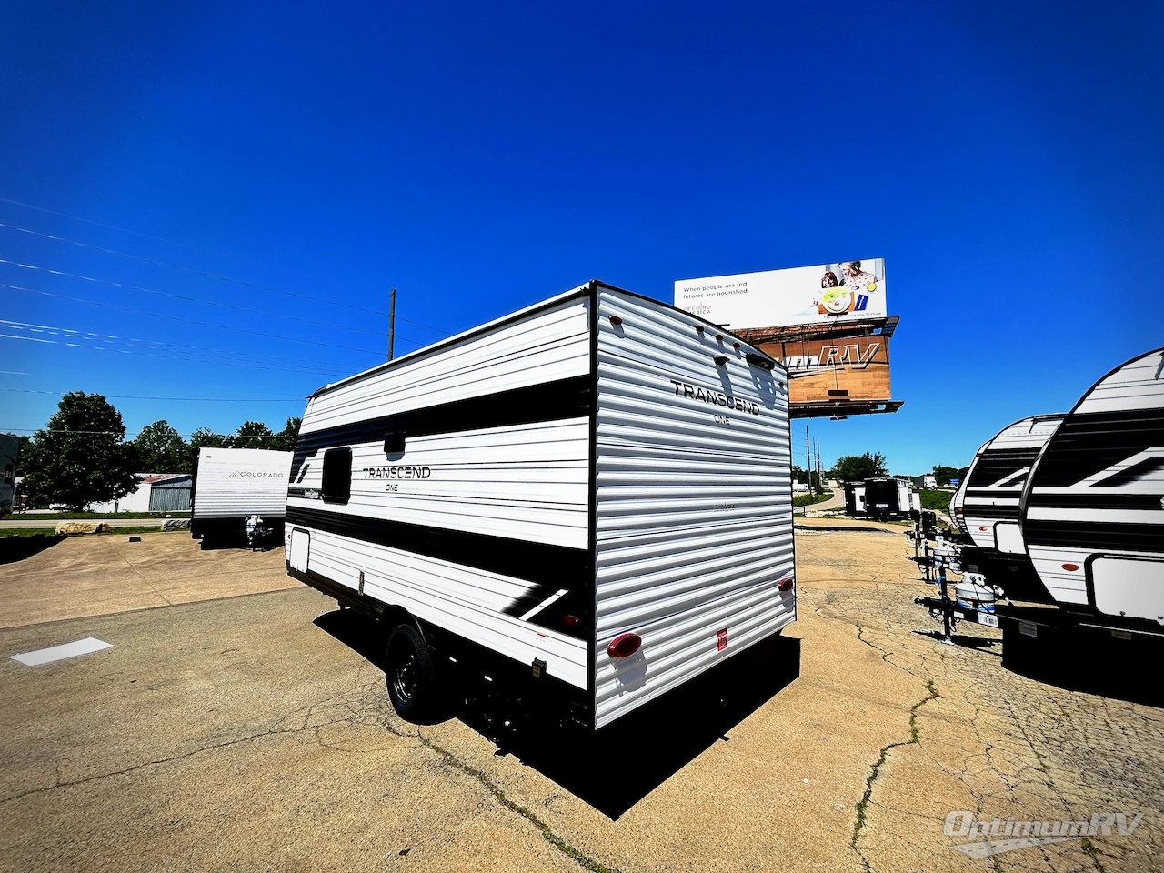2025 Grand Design Transcend One 151RB Photo 15