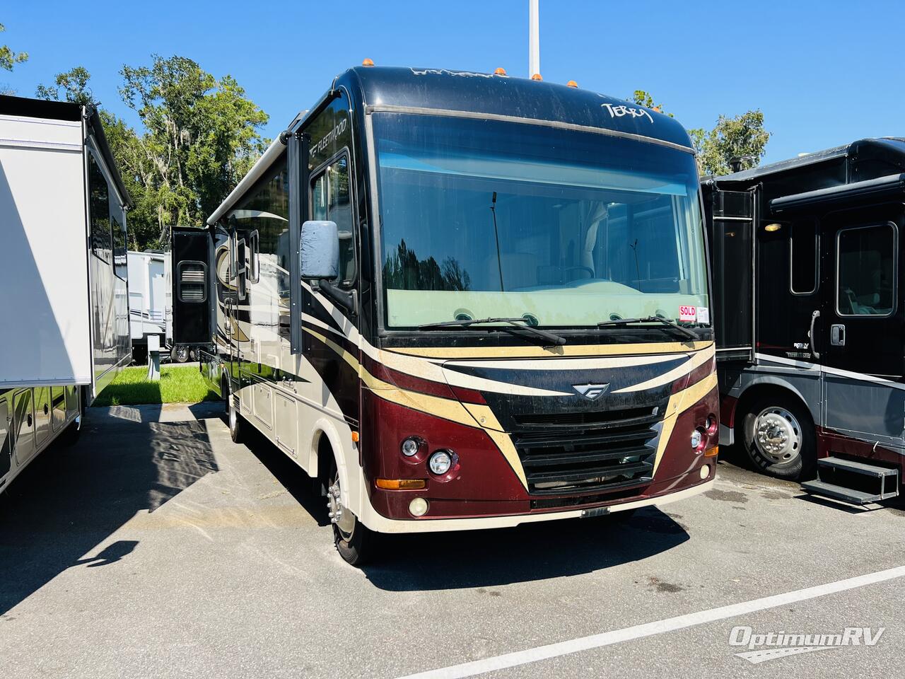 2011 Fleetwood Terra 34DS Photo 1