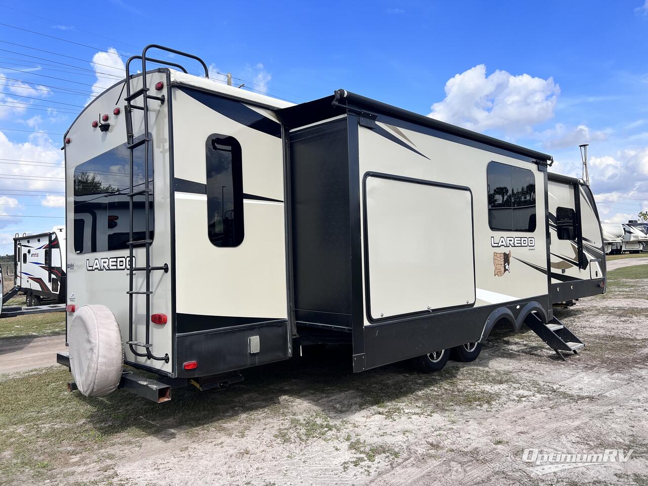 2020 Keystone Laredo 330RL Photo 2