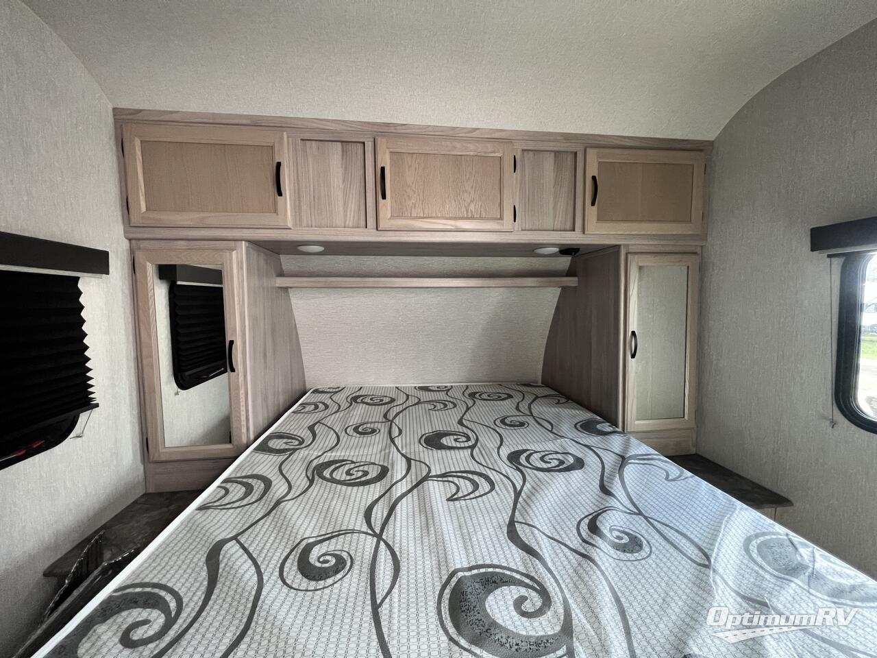 2021 Coachmen Spirit Ultra Lite 2255RK Photo 14