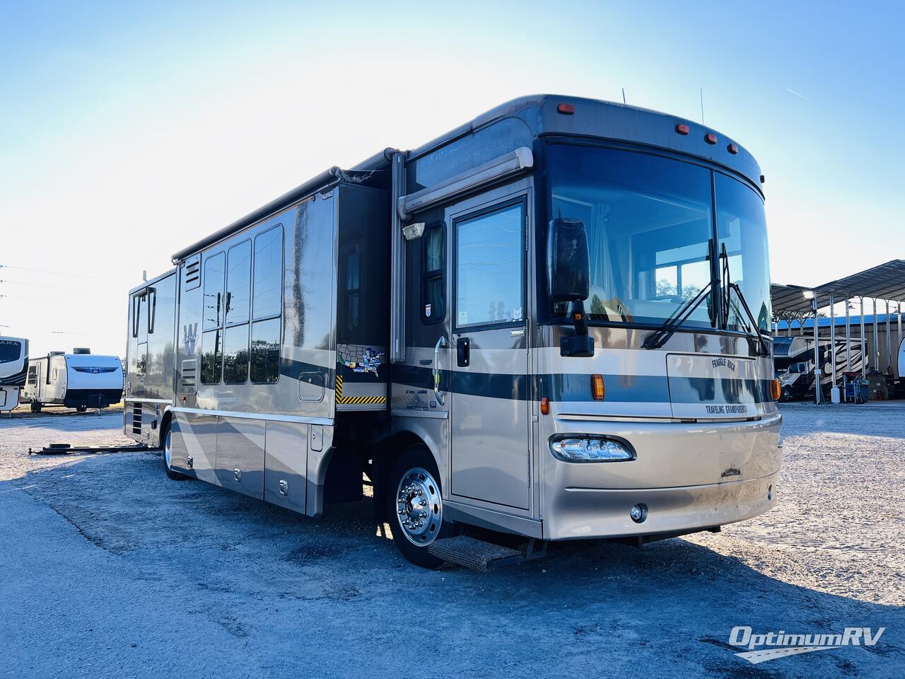 2005 Winnebago Journey 39F Photo 1