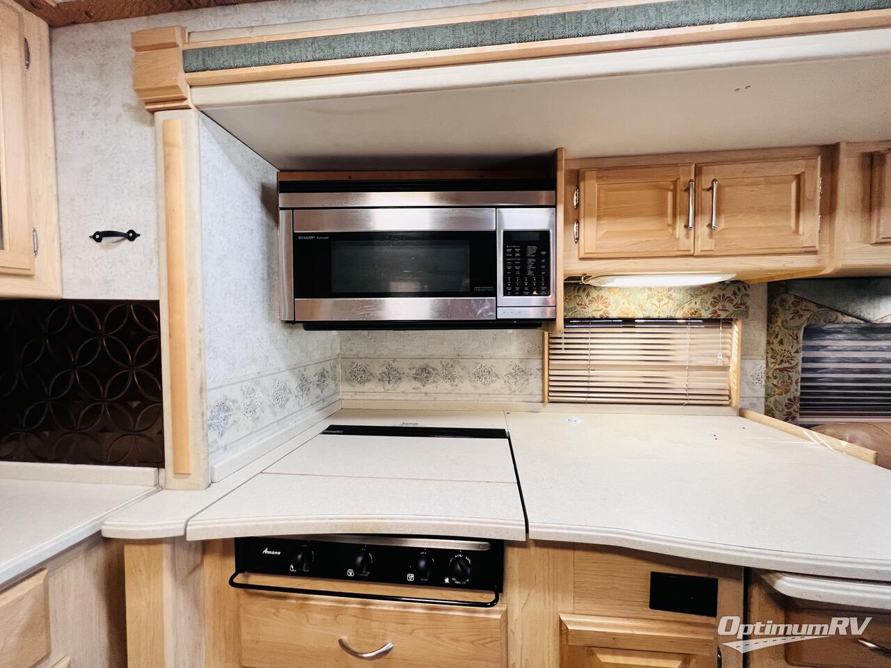 2005 Winnebago Journey 39F Photo 14